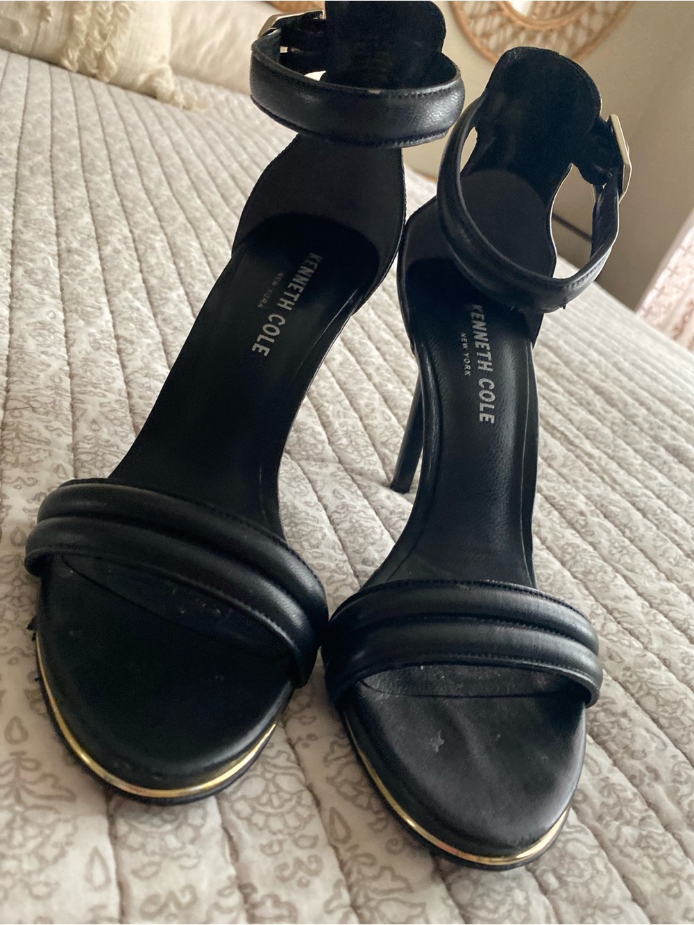 Kenneth Cole BROOKE ANKLE STRAP HEELED SANDAL - Picture 8 of 8